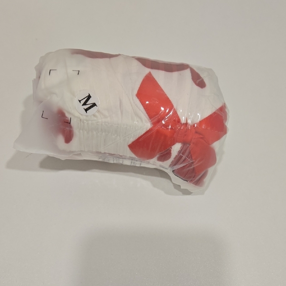 Red and White Soft Camisole Set Sleepwear - Picture 4 of 6